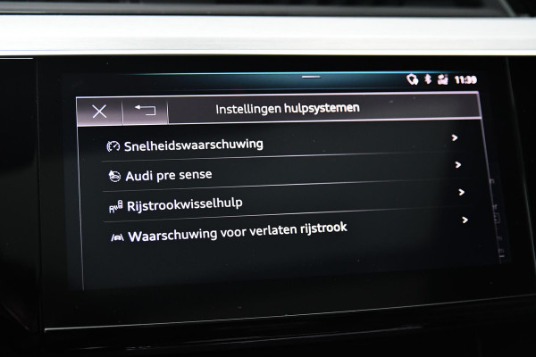 Audi e-tron E-tron 55 quattro S-Line 95 kWh. Pano, Luchtvering, Leder, Camera, Dodeh, CarPlay!