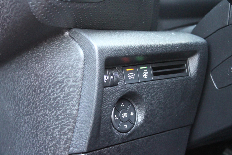 Citroën C4 1.2 Hybrid 145PK MAX | HEAD UP DISPLAY | CAMERA VOOR + ACHTER | NAVIGATIE | DRAADLOZE TELEFOONLADER | FULL LED KOPLAMPEN | DRAADLOZE APPLE CARPLAY/ANDROID AUTO | STOEL/STUUR/VOORRUIT VERWARMING | 18" LICHTMETALEN VELGEN | ADAPTIVE CRUISE CONTROL | CLIMATE CONTROL | LEDEREN BEKLEDING | DAB+ RADIO | KEYLESS ENTRY/START |