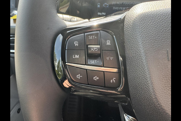 Ford Transit Custom Tourneo 340 2.5 PHEV L2H1 Titanium X | 233pk | Incl. BTW/BPM Rijklaar | Handsfree elektrische dubbele zijschuifdeuren | Inklapbare trekhaak | Tourneo Luxury Pack | Verwarmbaar stuurwiel