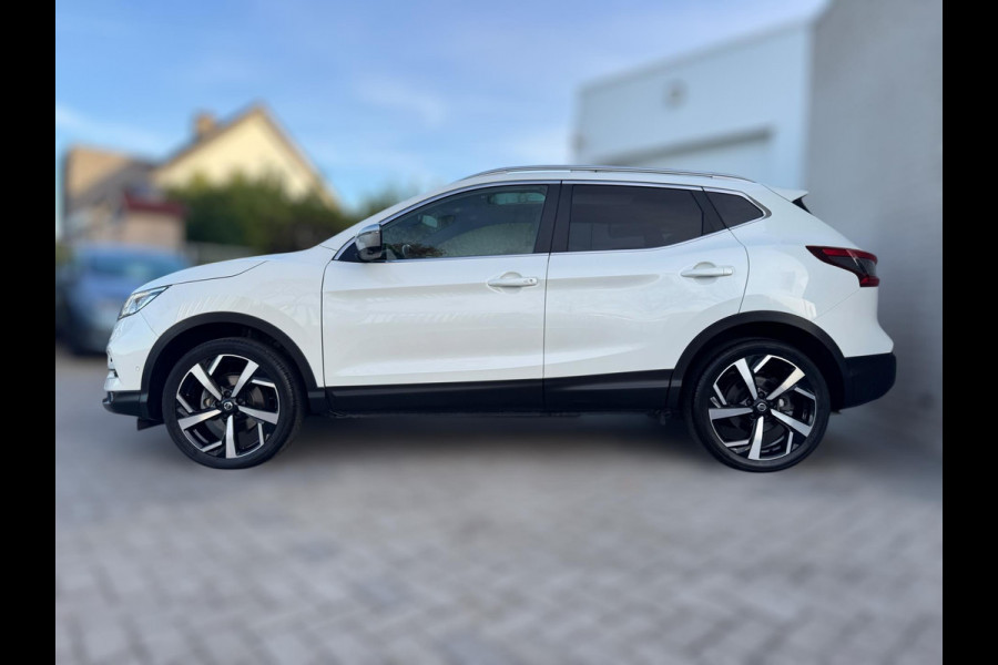 Nissan QASHQAI 1.3 DIG-T Tekna + TREKHAAK AFN. / 360 CAMERA / ST. VERWARMING / PANORAMADAK / NAVIGATIE / CARPLAY / CRUISE / PARELM
