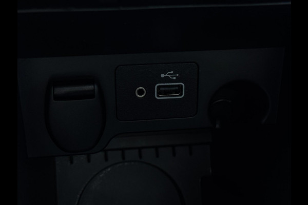 Nissan QASHQAI 1.3 DIG-T Tekna + TREKHAAK AFN. / 360 CAMERA / ST. VERWARMING / PANORAMADAK / NAVIGATIE / CARPLAY / CRUISE / PARELM