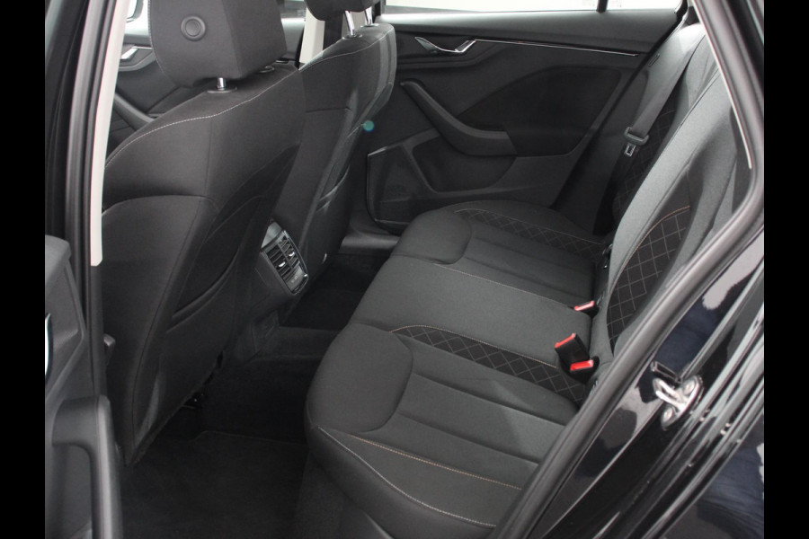 Škoda Kamiq 1.0 TSI 110pk DSG Dynamic | Navigatie | Lane Assist | Adaptive Cruise Control | Camera | Stoelverwarming |