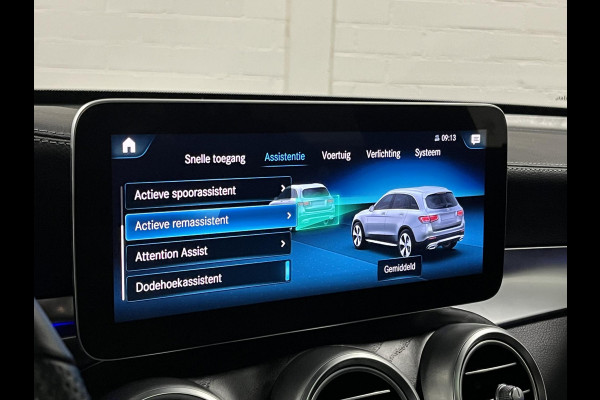 Mercedes-Benz GLC 300e 4MATIC Trekhaak | Adaptive Cruise control | Open dak | Memory seats | Ambiente verlichting | Stoelverwarming
