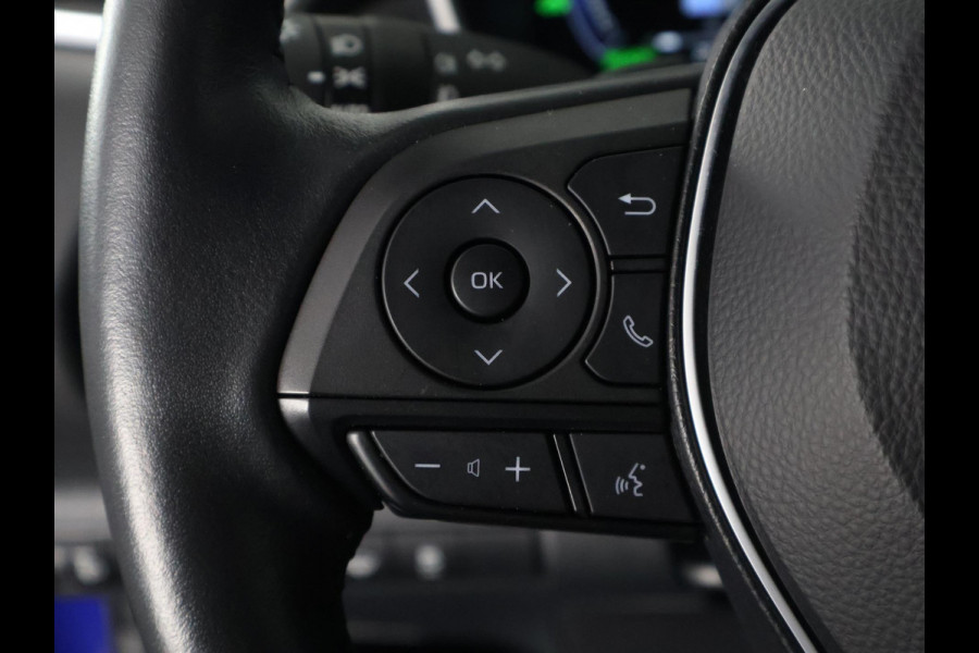 Toyota Corolla High Power Hybrid 200 Dynamic | Dodehoek detectie | Stuur-/Stoelverwarming | Parkeersensoren | Apple Carplay & AndroidAUTO