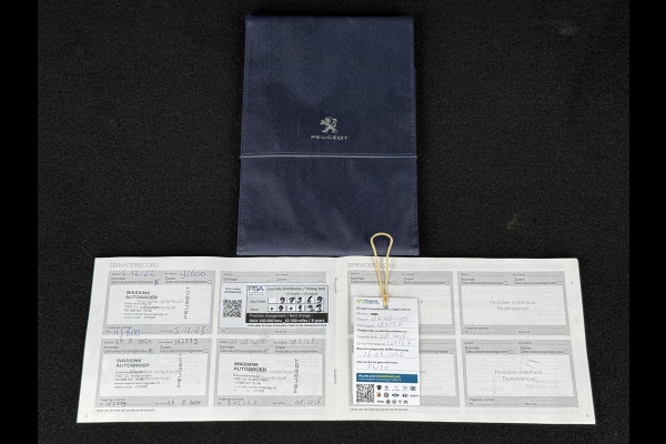 Peugeot 3008 1.2 PureTech Blue Lease Premium 360° Camera,Automaat,2e Eigenaar,Dealer Onderhouden,Navi,Clima,Cruise,Pdc V+A,Lm velgen,Halfleder,Nieuwe Distributie,131pk,Apk tot 03-2026