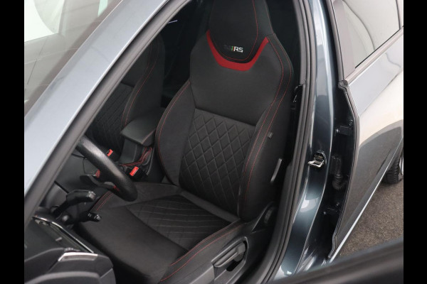 Škoda Octavia 2.0 TSI RS 245 Business | Panoramadak | Stoelverwarming | Adaptive cruise | Camera | Carplay | Achterbankverwarming | Full LED | Keyless | Navigatie