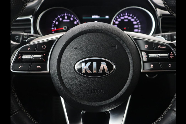 Kia Ceed 1.5 T-GDi GT-Line | Trekhaak | Stoel & stuurverwarming | Leder/Alcantara | Camera | Adaptive cruise | Park Assist | Climate control | Full LED | Carplay | Navigatie | Sportstoelen