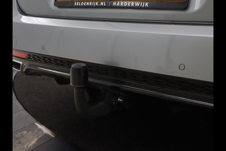 Kia Ceed 1.5 T-GDi GT-Line | Trekhaak | Stoel & stuurverwarming | Leder/Alcantara | Camera | Adaptive cruise | Park Assist | Climate control | Full LED | Carplay | Navigatie | Sportstoelen