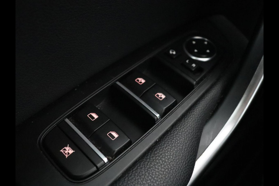 Kia Ceed 1.5 T-GDi GT-Line | Trekhaak | Stoel & stuurverwarming | Leder/Alcantara | Camera | Adaptive cruise | Park Assist | Climate control | Full LED | Carplay | Navigatie | Sportstoelen