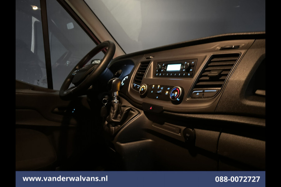 Ford Transit 2.0 TDCI 131pk Bakwagen Laadklep Euro6 Airco | Cruisecontrol | Verwarmde voorruit Bijrijdersbank