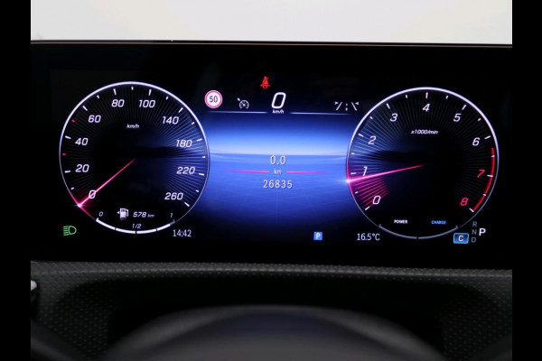 Mercedes-Benz A-Klasse 180 AMG Star Edition AMG Line | Ledkoplampen | Apple CarPlay | Licht- en zicht pakket | Keyless-Go | Spiegel Pakket | Stoelverwarming. Inclusief 24 maanden MB Certified garantie voor Europa.