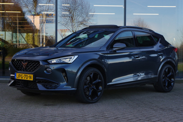 CUPRA Formentor 1.4 e-Hybrid 245 PK VZ, Panoramadak, Trekhaak, 360 Camera, Winterpakket
