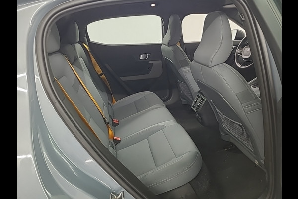 Polestar 2 Long Range Dual Motor Launch Edition 78kWh PERFORMANCE 300 KW I 1E EIGENAAR I VOLLEDIG DEALER ONDERHOUDEN I PANORAMADAK  I INKLUSIEF  21% MWST I 1e HAND SCHECKHEFT GEPFLEGT I UNFALLFREI