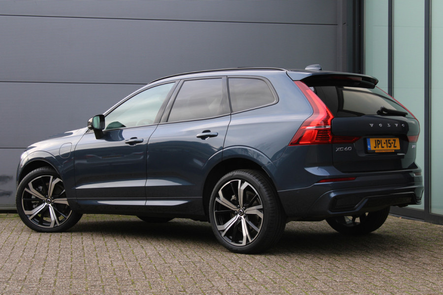 Volvo XC60 2.0 T8 Plug-in hybrid AWD Plus Dark | Head- Up | H&K | Panoramadak | 360 Camera