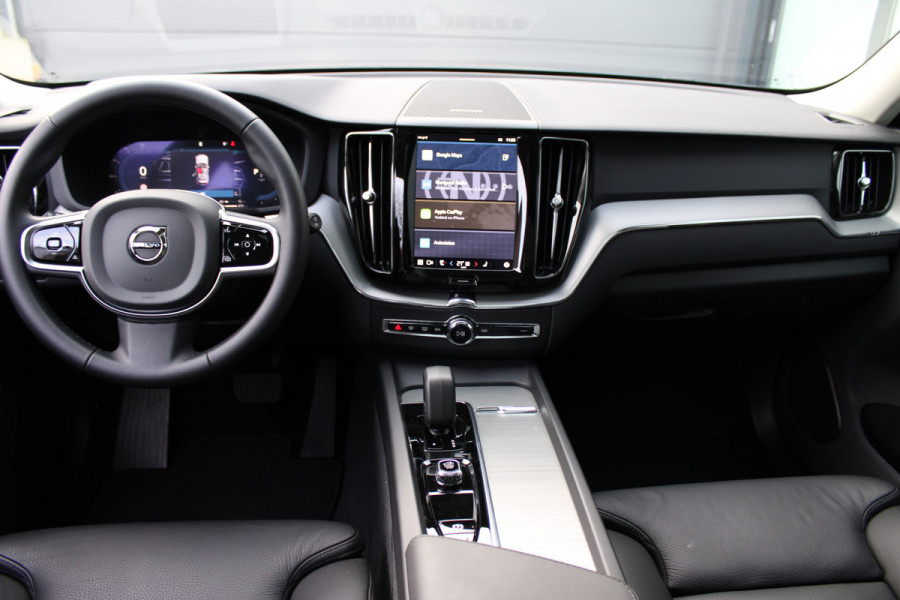 Volvo XC60 2.0 T8 Plug-in hybrid AWD Plus Dark | Head- Up | H&K | Panoramadak | 360 Camera