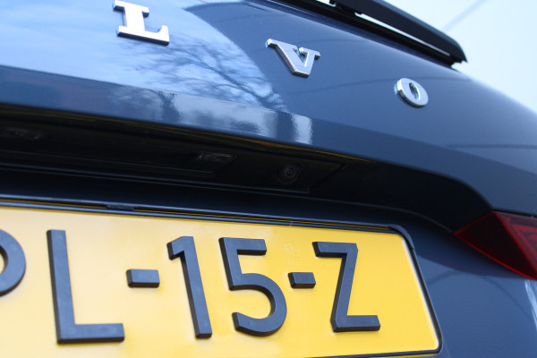 Volvo XC60 2.0 T8 Plug-in hybrid AWD Plus Dark | Head- Up | H&K | Panoramadak | 360 Camera