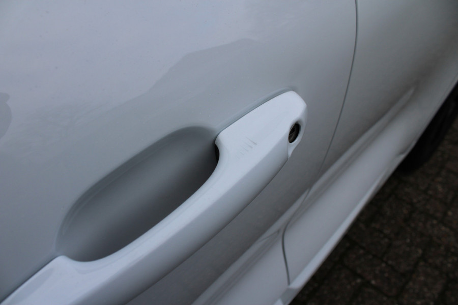 Ford Kuga 2.5 PHEV ST-Line X | Trekhaak | Panoramadak | AGR | Led | Head-up | B&O