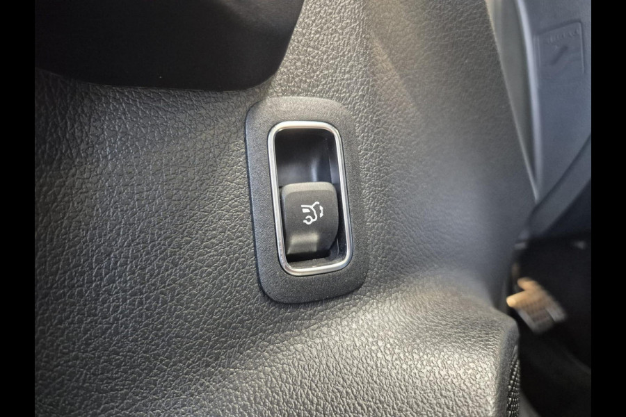 Mercedes-Benz EQA 250 Business Solution AMG 67 kWh | Trekhaak | Panoramischdak |