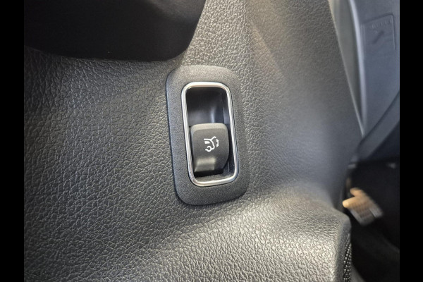 Mercedes-Benz EQA 250 Business Solution AMG 67 kWh | Trekhaak | Panoramischdak |