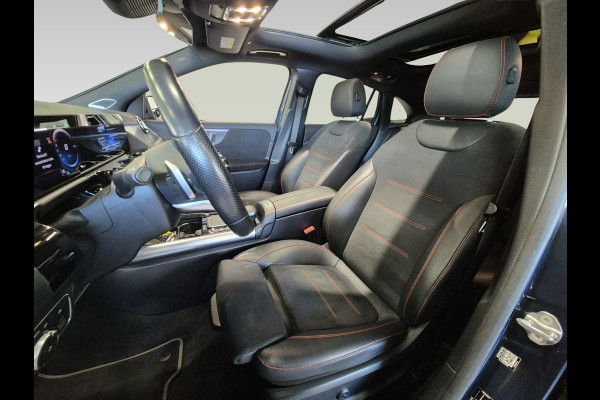 Mercedes-Benz EQA 250 Business Solution AMG 67 kWh | Trekhaak | Panoramischdak |