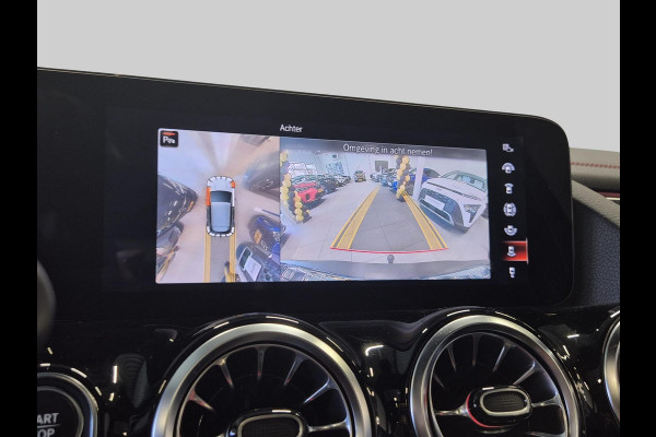 Mercedes-Benz EQA 250 Business Solution AMG 67 kWh | Trekhaak | Panoramischdak |