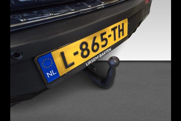 Mercedes-Benz EQA 250 Business Solution AMG 67 kWh | Trekhaak | Panoramischdak |