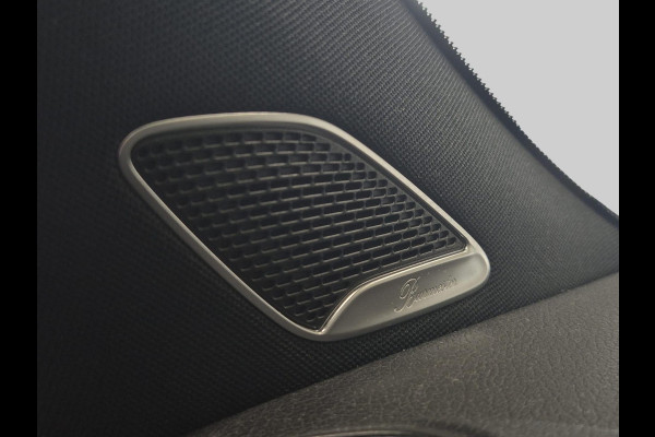 Mercedes-Benz EQA 250 Business Solution AMG 67 kWh | Trekhaak | Panoramischdak |