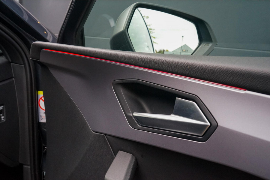 Seat Leon Sportstourer 1.5 eTSI FR Launch Edition