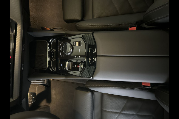 BMW i5 Touring eDrive40 M Sport Edition 84 kWh Glazen dak | Harman Kardon | Comfortstoelen | "20 inch Licht metalen velgen