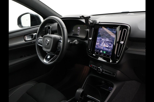 Volvo XC40 RECHARGE TWIN PRO 408 PK + TREKHAAK WEGKL. | 360 CAMERA | PANORAMA | 20 INCH | HARMAN/KARDON