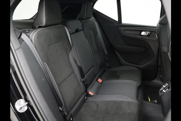 Volvo XC40 RECHARGE TWIN PRO 408 PK + TREKHAAK WEGKL. | 360 CAMERA | PANORAMA | 20 INCH | HARMAN/KARDON