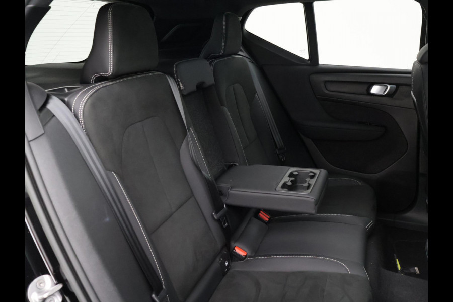 Volvo XC40 RECHARGE TWIN PRO 408 PK + TREKHAAK WEGKL. | 360 CAMERA | PANORAMA | 20 INCH | HARMAN/KARDON