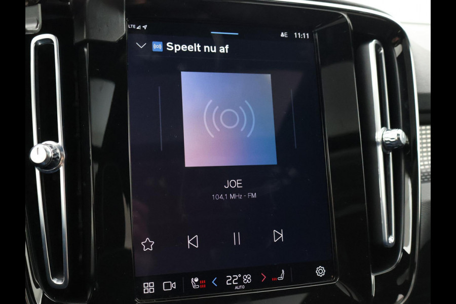 Volvo XC40 RECHARGE TWIN PRO 408 PK + TREKHAAK WEGKL. | 360 CAMERA | PANORAMA | 20 INCH | HARMAN/KARDON