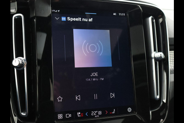 Volvo XC40 RECHARGE TWIN PRO 408 PK + TREKHAAK WEGKL. | 360 CAMERA | PANORAMA | 20 INCH | HARMAN/KARDON