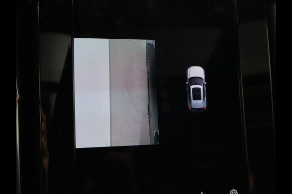 Volvo XC40 RECHARGE TWIN PRO 408 PK + TREKHAAK WEGKL. | 360 CAMERA | PANORAMA | 20 INCH | HARMAN/KARDON