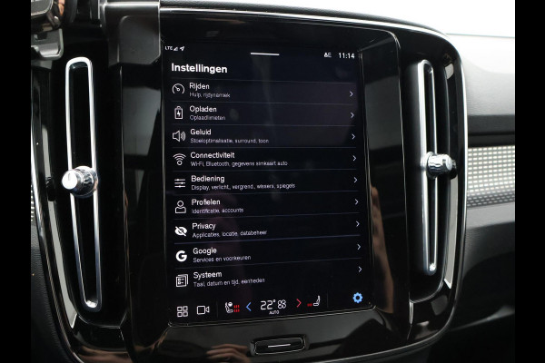 Volvo XC40 RECHARGE TWIN PRO 408 PK + TREKHAAK WEGKL. | 360 CAMERA | PANORAMA | 20 INCH | HARMAN/KARDON