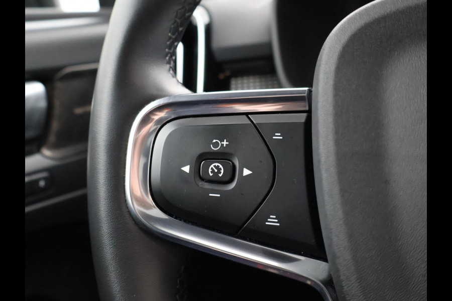 Volvo XC40 RECHARGE TWIN PRO 408 PK + TREKHAAK WEGKL. | 360 CAMERA | PANORAMA | 20 INCH | HARMAN/KARDON