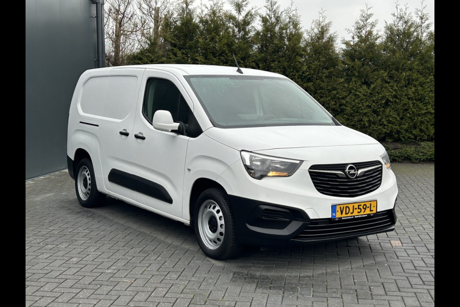 Opel Combo 1.5D 102 PK / L2H1 / 1e EIG. / 85.411 KM !! / SORTIMO INRICHTING / AIRCO / CRUISE / NAVI / APPLE CARPLAY