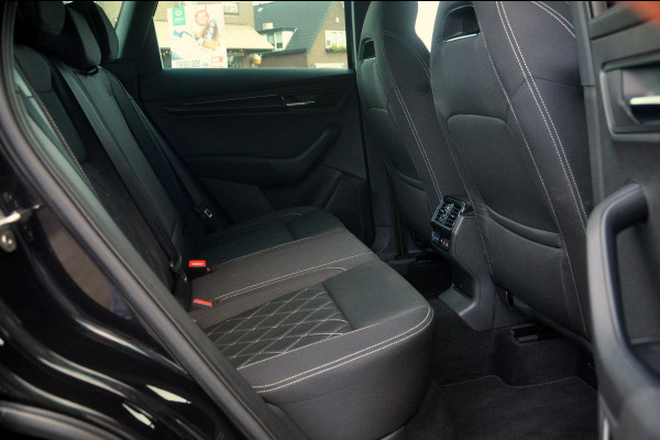 Škoda Karoq 1.5 TSI ACT Sportline Business 150 PK Automaat | Pano | ACC | Trekhaak