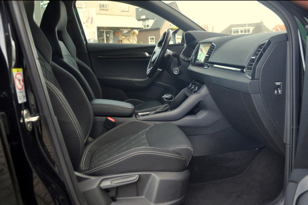 Škoda Karoq 1.5 TSI ACT Sportline Business 150 PK Automaat | Pano | ACC | Trekhaak