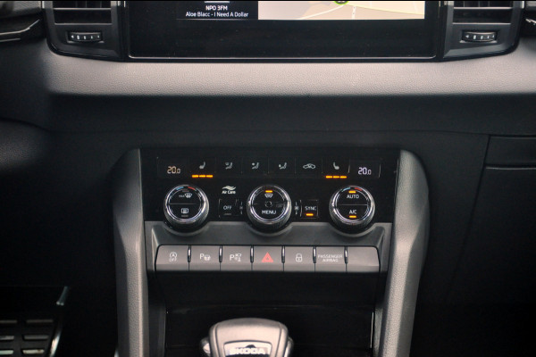 Škoda Karoq 1.5 TSI ACT Sportline Business 150 PK Automaat | Pano | ACC | Trekhaak