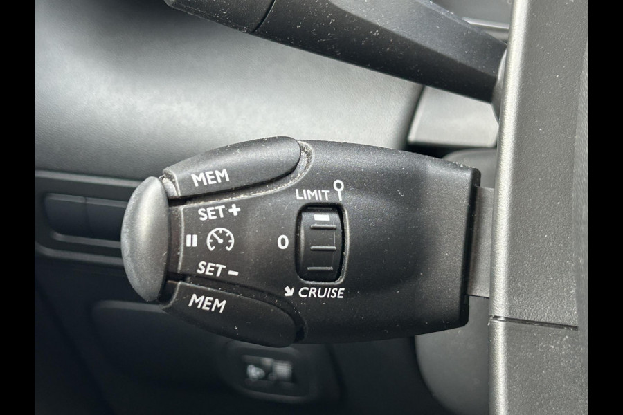 Citroën C3 Aircross 1.2 PT 110 Shine | Panoramadak | Trekhaak | Parkeercamera | Prijs is rijklaar