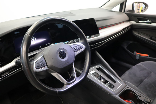 Volkswagen GOLF Variant 1.5 eTSI Life Business ACC Massage stoel 24 maanden garantie mogelijk (*vraag naar de voorwaarden)