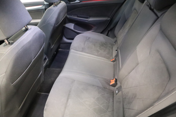 Volkswagen GOLF Variant 1.5 eTSI Life Business ACC Massage stoel 24 maanden garantie mogelijk (*vraag naar de voorwaarden)