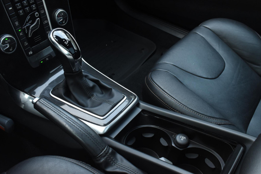 Volvo V40 Cross Country T3 152PK Polar+ Luxury