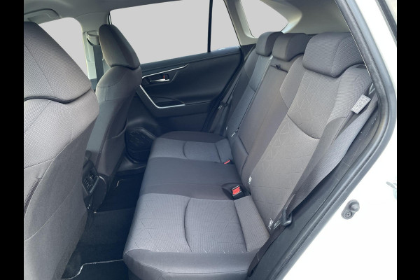 Toyota RAV4 2.5 Hybrid AWD Dynamic | navigatie | trekhaak | 1650KG trekgewicht