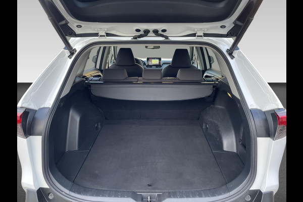 Toyota RAV4 2.5 Hybrid AWD Dynamic | navigatie | trekhaak | 1650KG trekgewicht