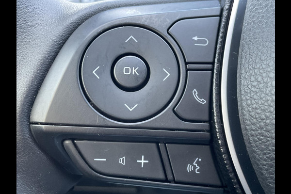 Toyota RAV4 2.5 Hybrid AWD Dynamic | navigatie | trekhaak | 1650KG trekgewicht