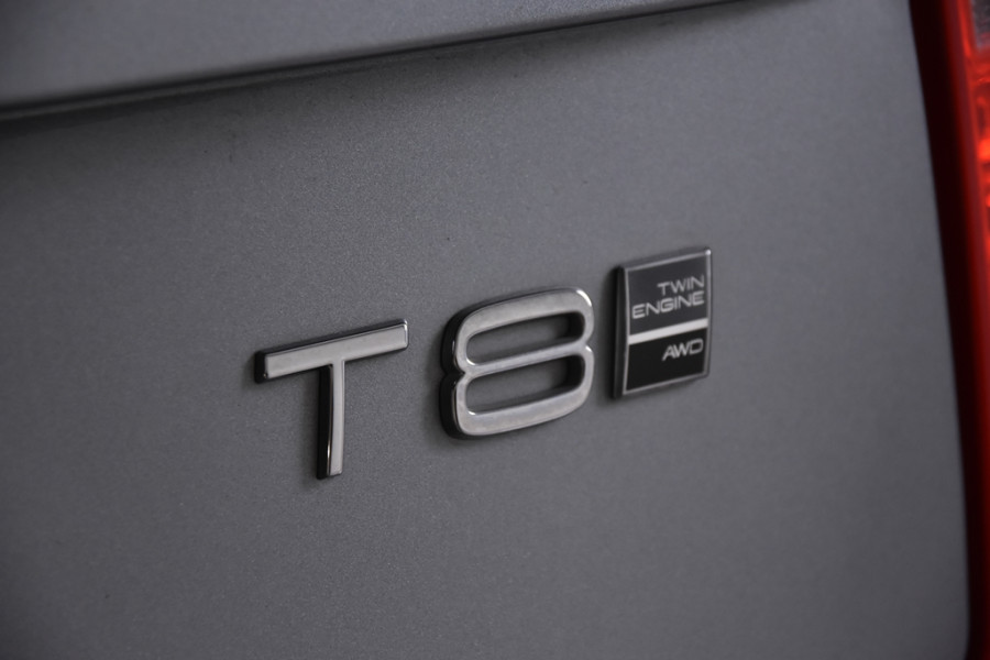 Volvo XC90 2.0 T8 Twin Engine AWD *1ste Eigenaar*7-Zits*Panoramadak*Luchtvering*