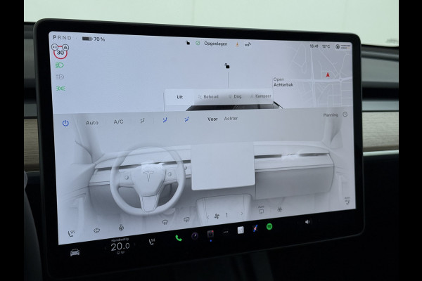 Tesla Model Y LFP-Accu SOH 95% W-pomp Sentry-Mode FSD-4 Camera's Pano-dak Adap.Cruise Navi RWD Ecc Autopilot Stoel+Stuur+Achterbank Verwarming Elek.Achterklep Dodehoek detector Draadloze telefoonlader Origineel Nederlandse Auto Accugarantie 1600kg trekvermogen 12-2032 fabr.gar.
